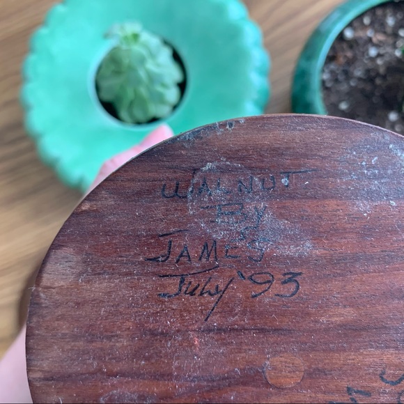 Handmade vintage walnut canister container - Picture 5 of 5